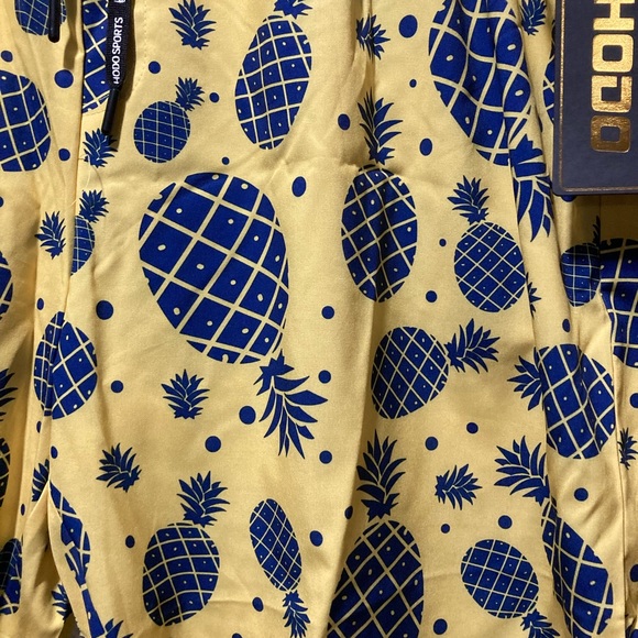 HODO SPORTS SWIM TRUNKS, PINEAPPLES, BEACH, POOL, MEN, BOYS - Picture 3 of 8
